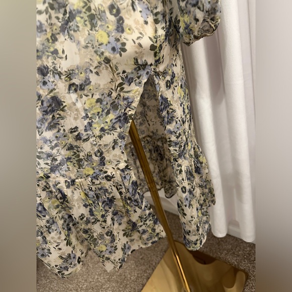 Maurice’s Blue and Yellow Floral Tie Waist Sheer Duster Size Large - Picture 4 of 6